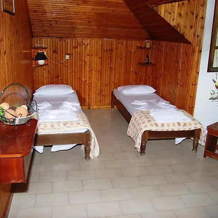 Koukounaria & 4* Alikes