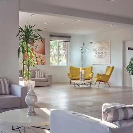 酒店 Koukounaria &