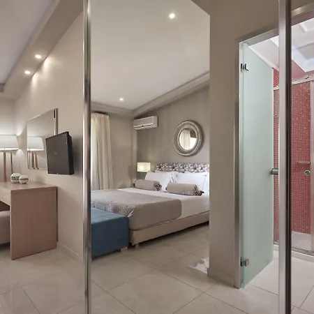 酒店 Koukounaria & 阿里克斯