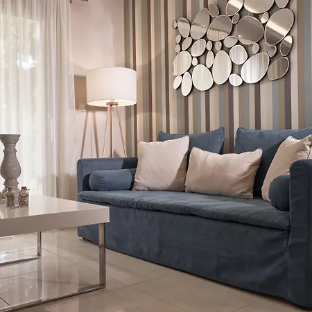 Koukounaria & 酒店