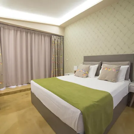 Hotel Koukounaria Hotel&suites 4*